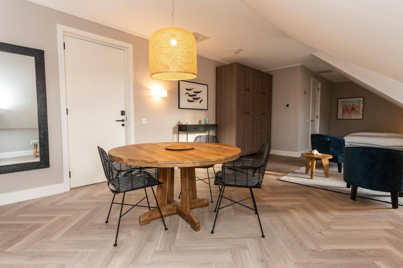Hampton Home B&B Suites Де-Коог Экстерьер фото