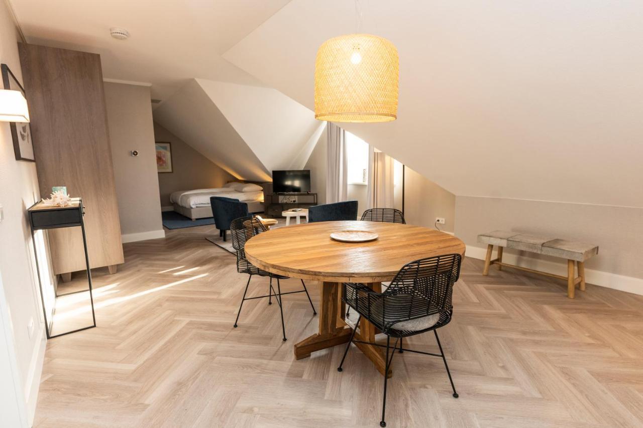 Hampton Home B&B Suites Де-Коог Экстерьер фото